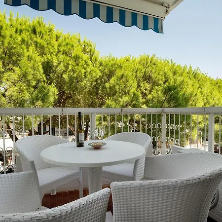 Apartment Oasis 38 Pool E Balcony I Immobilux Lido di Jesolo