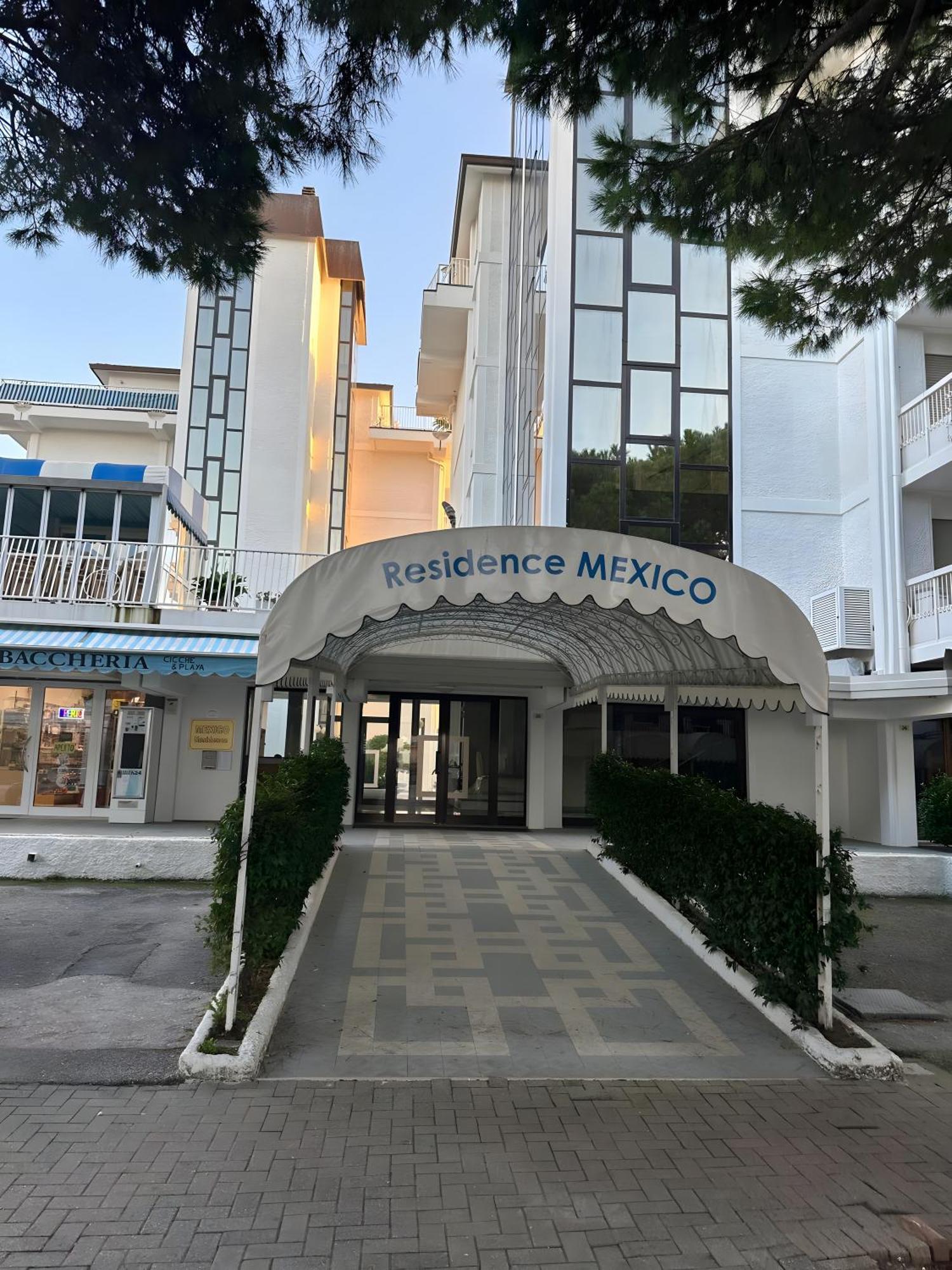 Oasis 38 *