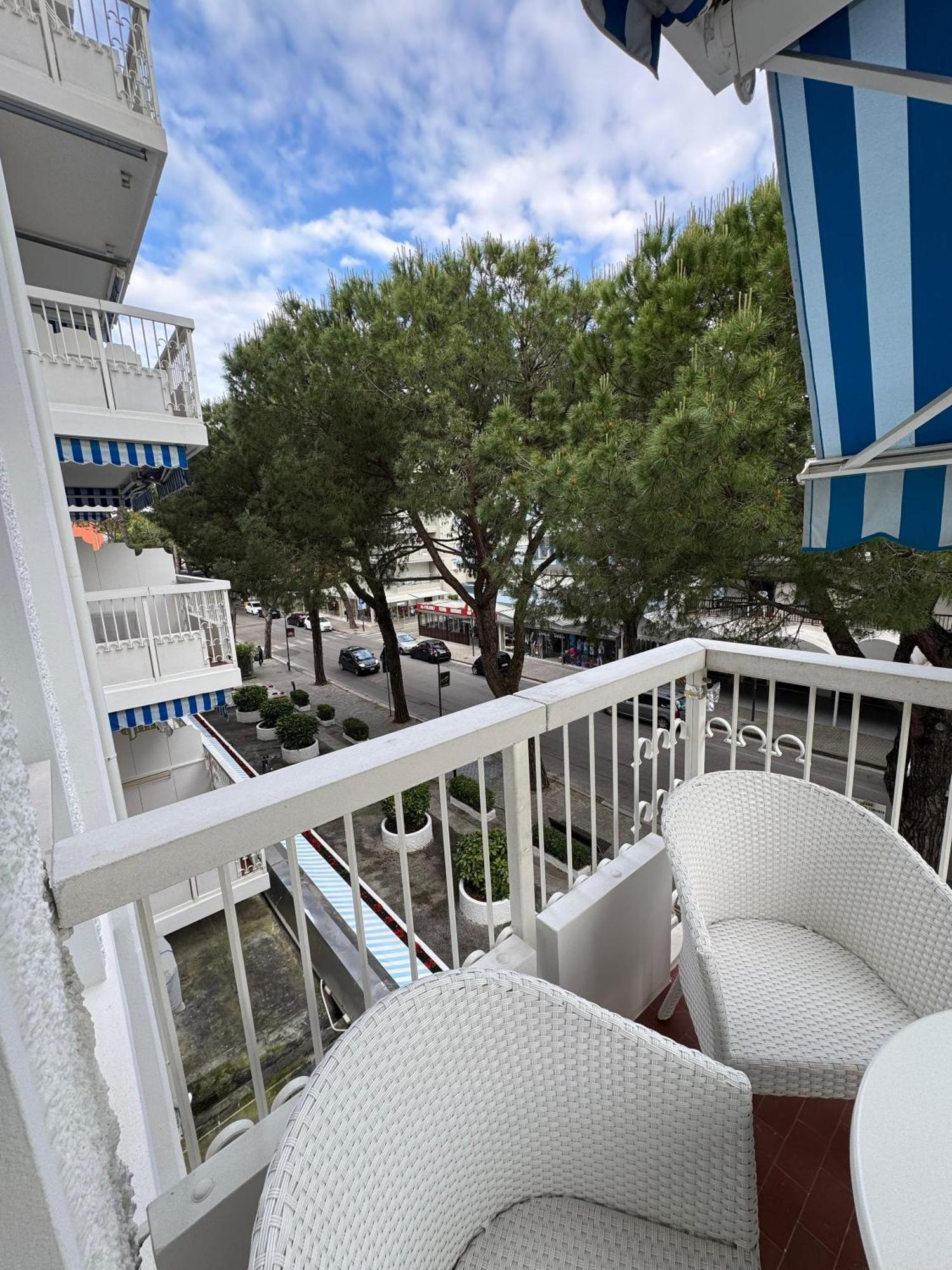 Oasis 38 Apartment *