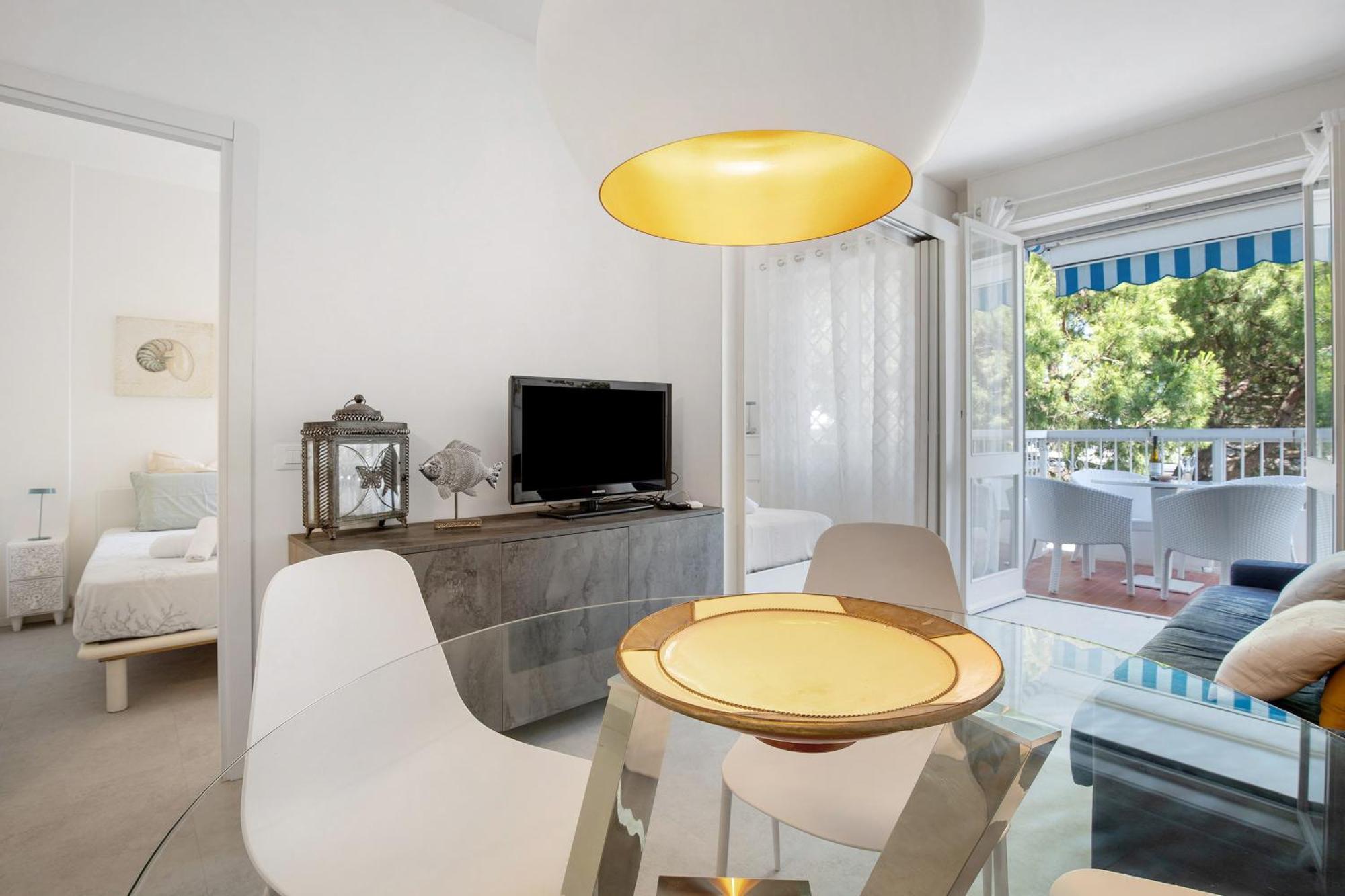 Apartment Oasis 38 Pool E Balcony I Immobilux