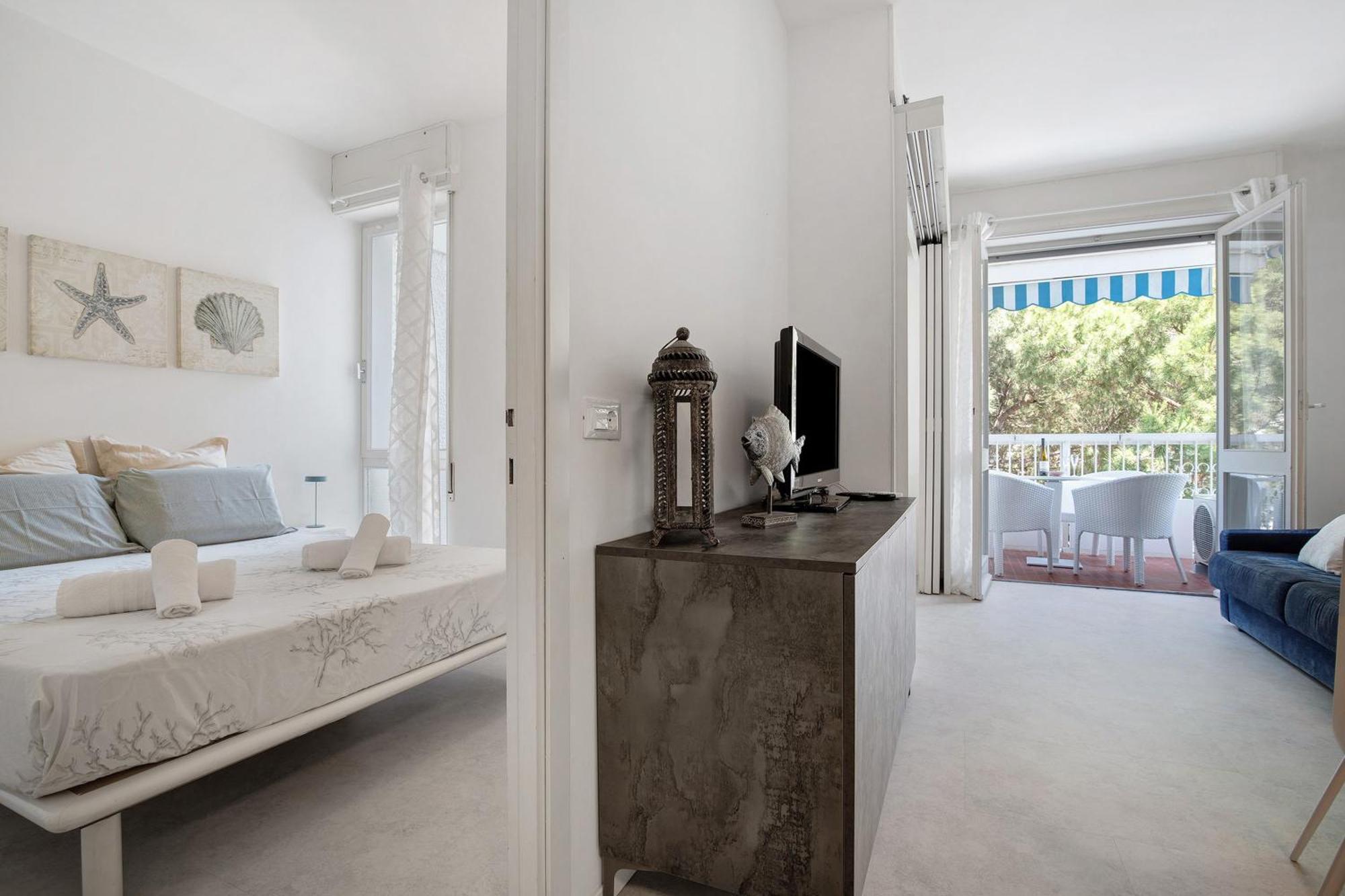 Apartment Oasis 38 Pool E Balcony I Immobilux